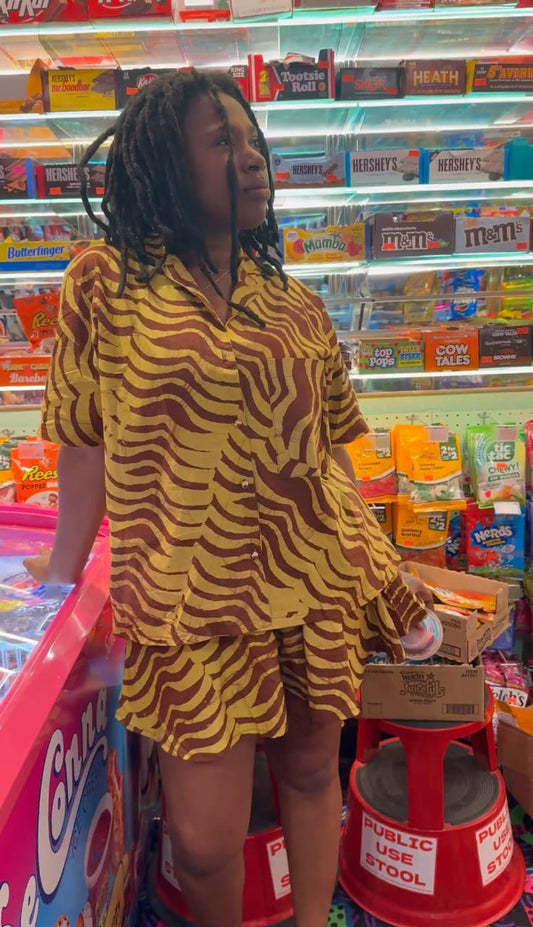 Wavy Brown Short Set